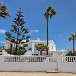 Villa La Maja Beachfront Corralejo