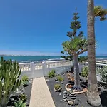 La Maja Beachfront Villa Corralejo