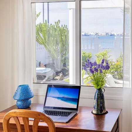 Villa La Maja Beachfront Corralejo