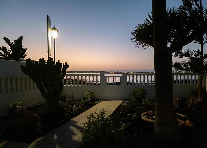 La Maja Beachfront Villa *